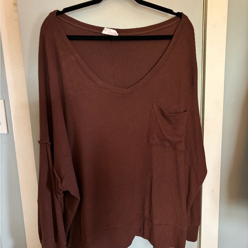 Lightweight Brown V-Neck Long Sleeve